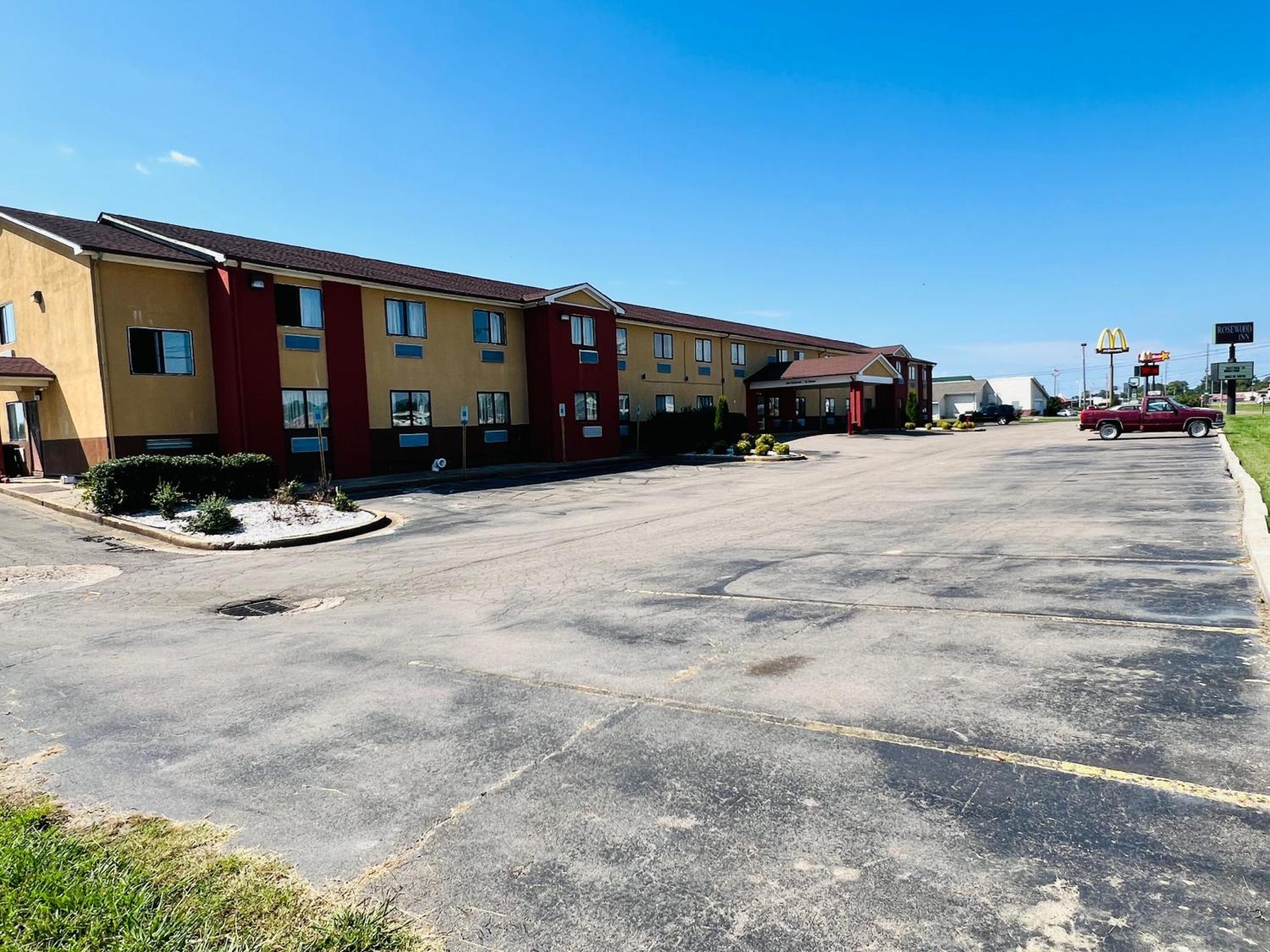 Rosewood Inn By Oyo Union City I-69 Exterior photo